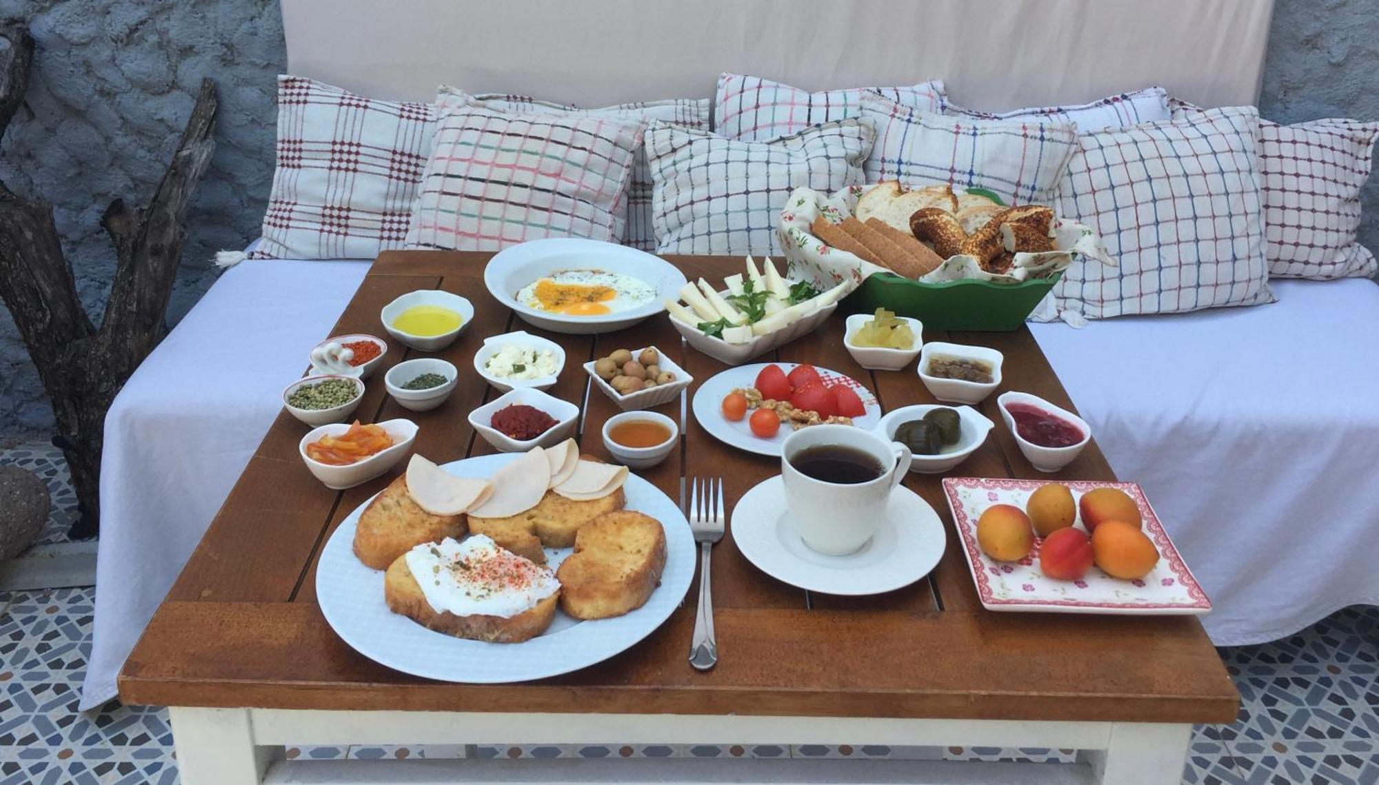 Macide Hanim Konagi Ayvalı Exterior foto