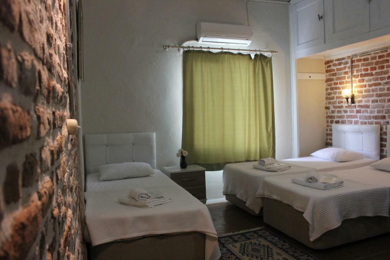 Macide Hanim Konagi Ayvalı Exterior foto