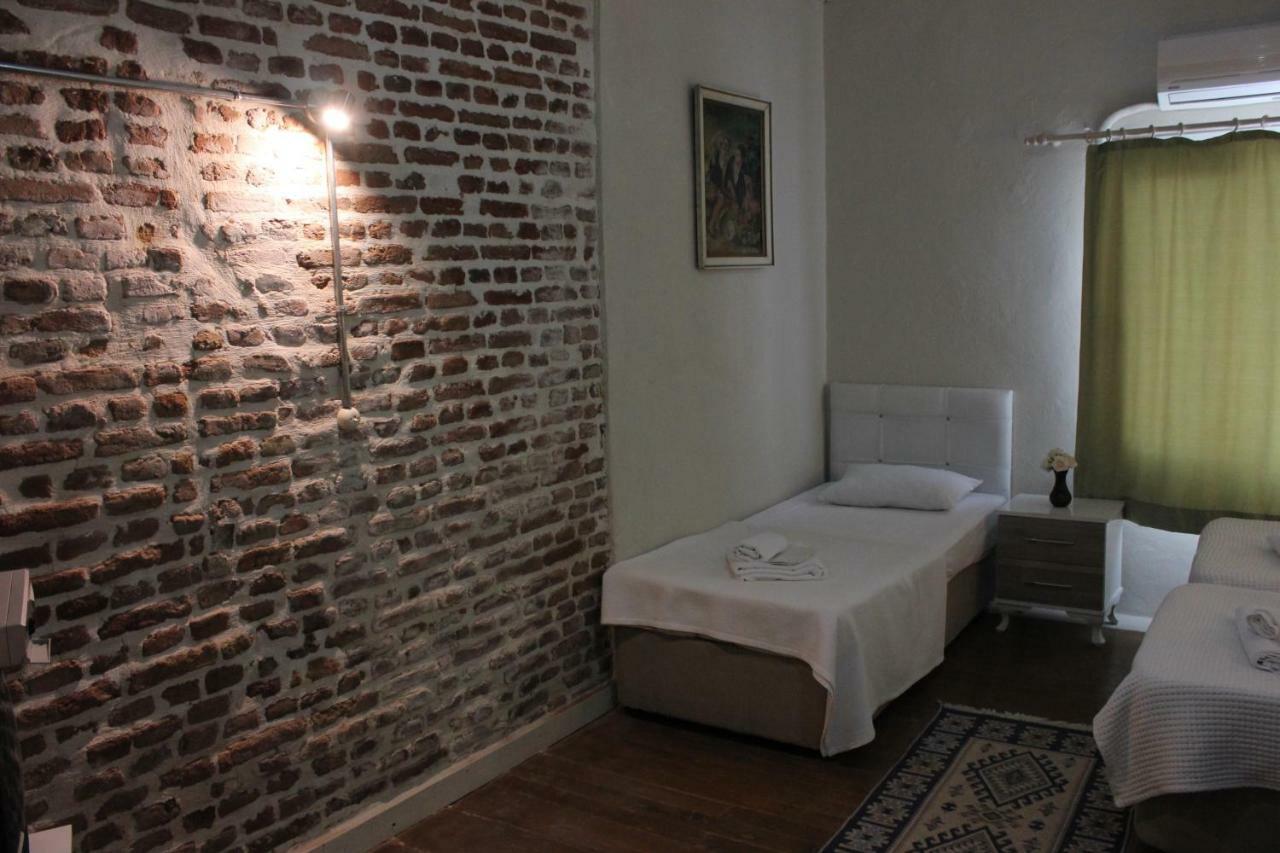 Macide Hanim Konagi Ayvalı Exterior foto